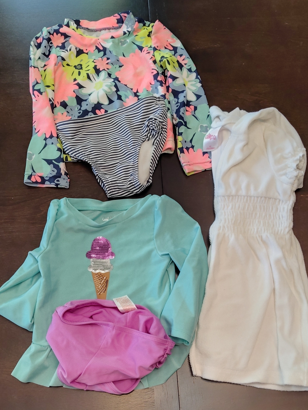 Girls Long sleep swim suits And Terry cloth Coverup
